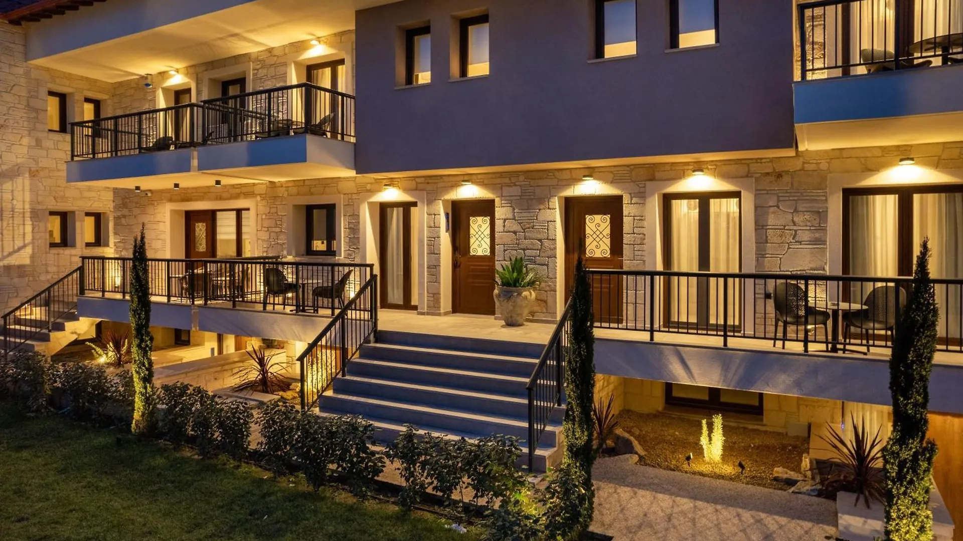 Aparthotel Mpikas Holidays Ierissos Greece